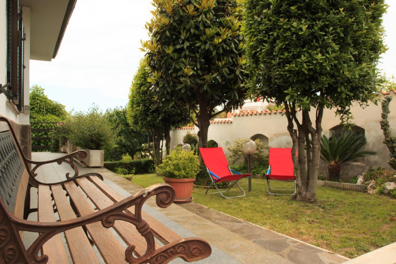 Ferienwohnung La Casa Di Iole Cogna Exterior foto